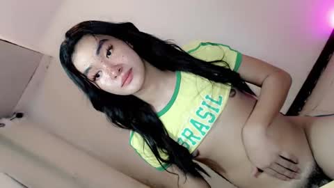 Snapshot of gabrielawantsyou chatting on March 6, 5:35 am GABBY online show from March 6, 5:35 am