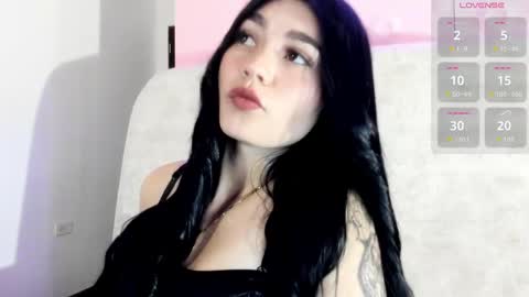 Snapshot of gabriella27_ chatting on May 28, 4:48 pm gabriella online show from May 28, 4:48 pm