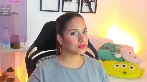 Snapshot of gabriella__tom chatting on May 13, 10:49 pm Gabriella online show from May 13, 10:49 pm