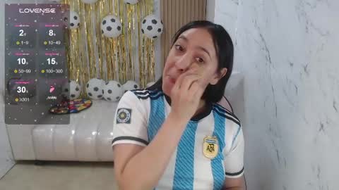 Snapshot of gabriella_storm_tf chatting on July 7, 1:04 pm Gabriella online show from July 7, 1:04 pm