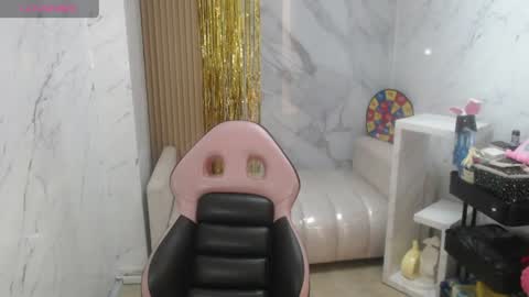 Snapshot of gabriella_storm_tf chatting on July 27, 12:45 pm Gabriella online show from July 27, 12:45 pm