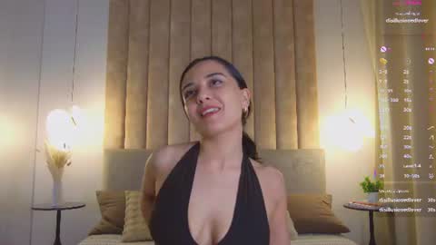 Snapshot of gabriella_wils chatting on July 28, 3:21 pm Gabriella online show from July 28, 3:21 pm
