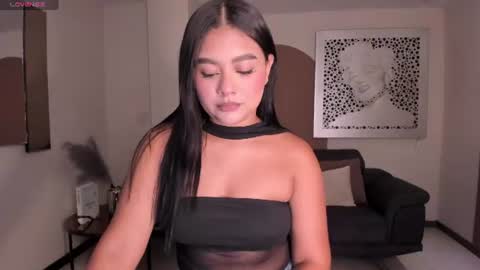 Gabriella Lee online show from June 21, 11:02 am