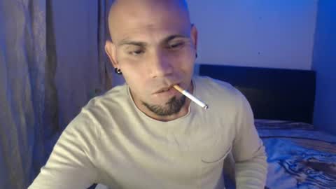 Snapshot of gabrielle_ramirez chatting on January 25, 10:28 pm Gabriel online show from January 25, 10:28 pm