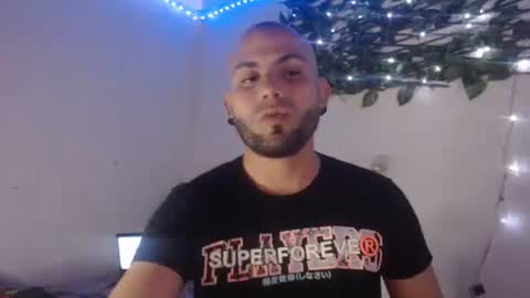 Snapshot of gabrielle_ramirez chatting on October 12, 9:14 pm Gabriel online show from October 12, 9:14 pm