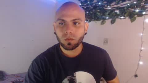 Snapshot of gabrielle_ramirez chatting on October 13, 5:57 pm Gabriel online show from October 13, 5:57 pm