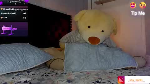 Snapshot of gabriiieela_ chatting on June 11, 12:32 am Sara online show from June 11, 12:32 am