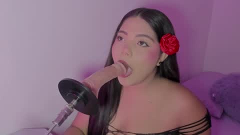 Snapshot of gaby_hot25 chatting on April 19, 10:14 am gaby online show from April 19, 10:14 am