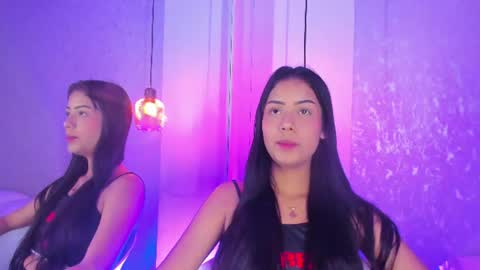 Snapshot of gaby_moonn chatting on July 5, 5:03 am Gaby online show from July 5, 5:03 am