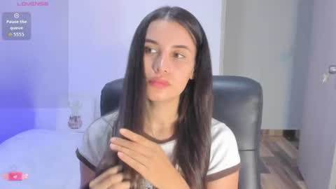 Snapshot of gaby_olsen chatting on July 28, 10:42 pm Gabriela online show from July 28, 10:42 pm