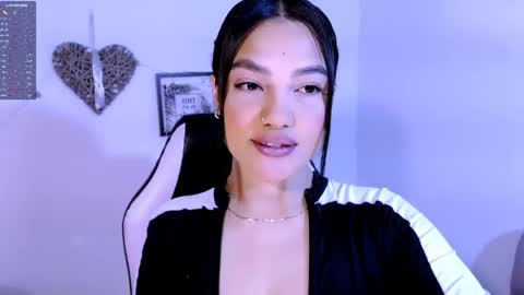 Snapshot of gaby_saikozz chatting on June 1, 9:33 am My name is Gabriela.. nice to meet you thumbs up please its very important to me online show from June 1, 9:33 am