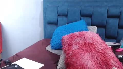 Snapshot of gaby_steven chatting on May 21, 8:54 am gaby_steven online show from May 21, 8:54 am