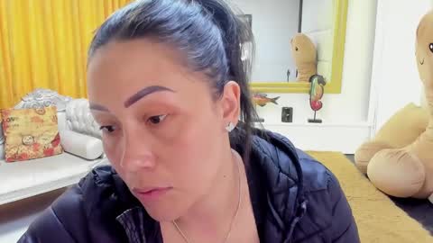 Snapshot of gaby_trent chatting on December 19, 6:01 pm gabriela online show from December 19, 6:01 pm