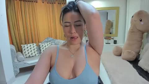 Snapshot of gaby_trent chatting on October 25, 2:13 pm gabriela online show from October 25, 2:13 pm