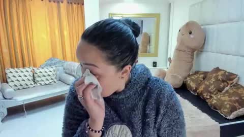 gabriela online show from November 4, 3:44 pm