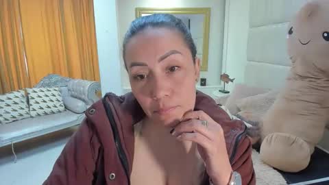 gabriela online show from December 4, 2:26 pm