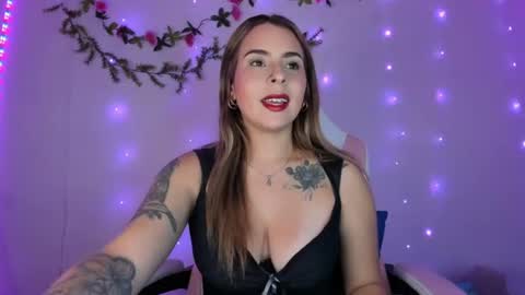 Snapshot of gaby_vandriel chatting on July 2, 12:43 am GABRIELA online show from July 2, 12:43 am