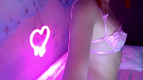 gabygumms online show from July 27, 4:30 am