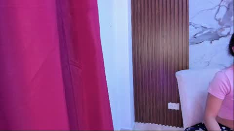 Snapshot of gabyhott_ chatting on July 2, 3:17 am Gaby online show from July 2, 3:17 am