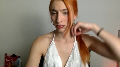 Snapshot of gabykovalenko chatting on September 12, 2:44 am Gaby online show from September 12, 2:44 am