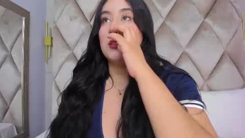 Snapshot of gabyparker_ chatting on June 25, 11:59 am Gaby online show from June 25, 11:59 am