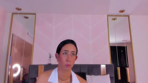 Snapshot of gabypetit chatting on November 7, 8:09 pm Gaby online show from November 7, 8:09 pm