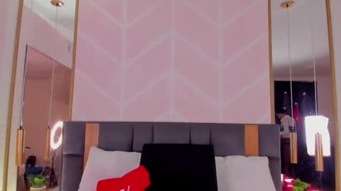 Gaby online show from December 20, 7:54 pm