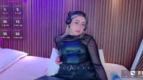 Snapshot of gabyrose9 chatting on July 25, 2:58 pm gabyrose9 online show from July 25, 2:58 pm