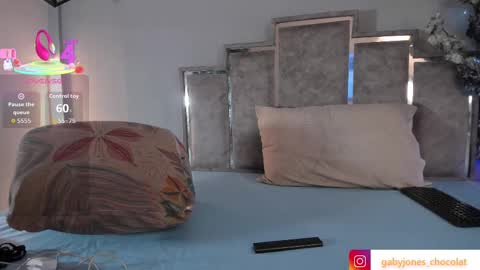 gabyyjones online show from November 11, 11:32 am