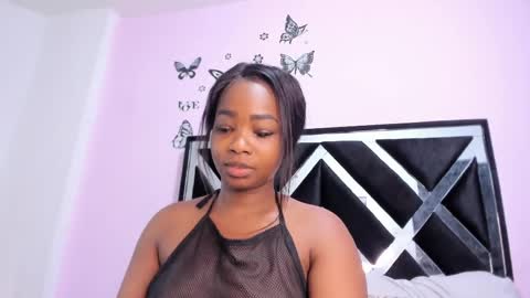 Snapshot of gabyyjones chatting on May 25, 2:12 pm gabyyjones online show from May 25, 2:12 pm