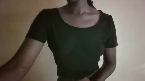 Snapshot of gada_charm chatting on March 9, 1:59 pm Gada online show from March 9, 1:59 pm