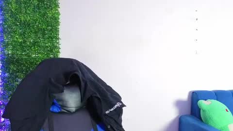 Snapshot of gael_david chatting on May 8, 5:02 am Gael online show from May 8, 5:02 am