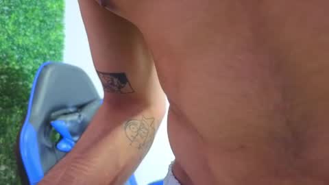 Snapshot of gael_david chatting on June 6, 11:48 am Gael online show from June 6, 11:48 am