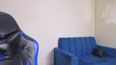 Snapshot of gael_david chatting on June 10, 3:11 pm Gael online show from June 10, 3:11 pm