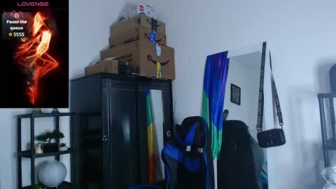 gael_jones online show from September 12, 6:13 am