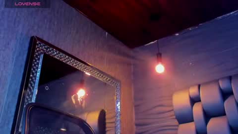Snapshot of gael_reid chatting on May 13, 7:39 am gael online show from May 13, 7:39 am