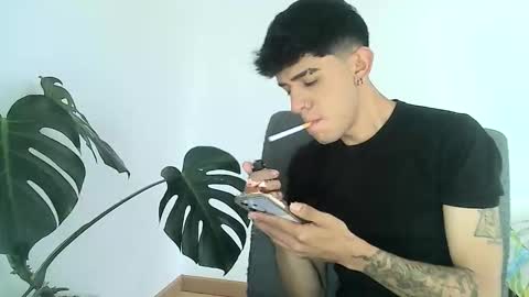 Gael Garca online show from March 15, 6:58 pm