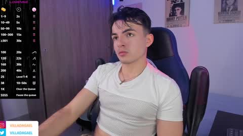 GaelVilla online show from December 10, 2:17 pm