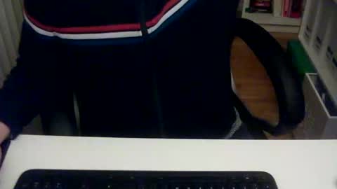 Snapshot of gagjno chatting on February 16, 9:16 pm gagjno online show from February 16, 9:16 pm
