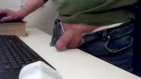 Snapshot of gagjno chatting on March 29, 7:47 pm gagjno online show from March 29, 7:47 pm