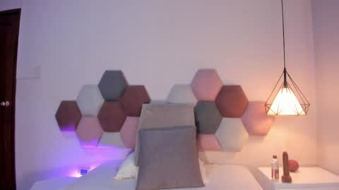 Snapshot of gahiabelucci chatting on May 15, 5:31 pm GahiaBelucci online show from May 15, 5:31 pm