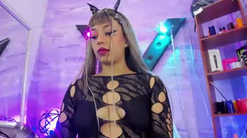 gaiia_uwu online show from June 16, 9:28 pm