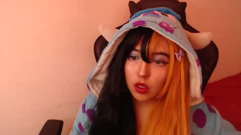 Kate 3 online show from December 17, 7:20 pm