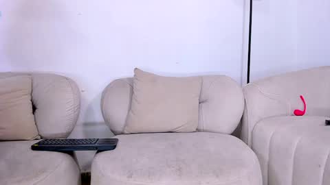 Snapshot of gal_stone_ chatting on June 9, 12:11 am gal_stone_ online show from June 9, 12:11 am