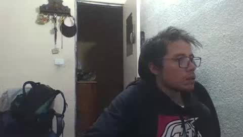 Snapshot of galen_0 chatting on January 24, 6:46 am galen_0 online show from January 24, 6:46 am