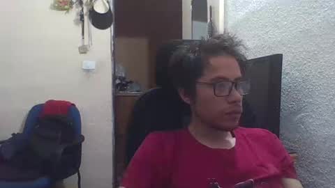 Snapshot of galen_0 chatting on January 27, 7:35 am galen_0 online show from January 27, 7:35 am
