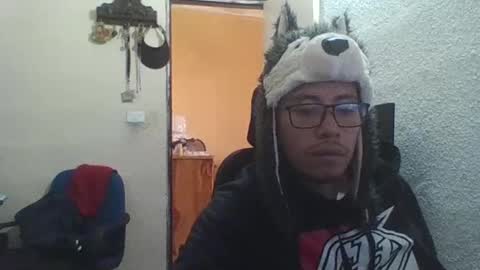 Snapshot of galen_0 chatting on January 27, 3:28 pm galen_0 online show from January 27, 3:28 pm