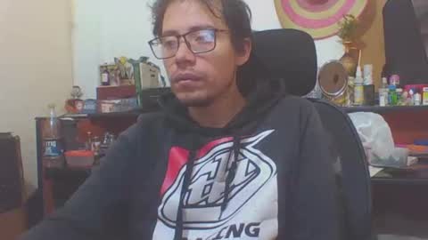 Snapshot of galen_0 chatting on January 29, 3:47 pm galen_0 online show from January 29, 3:47 pm