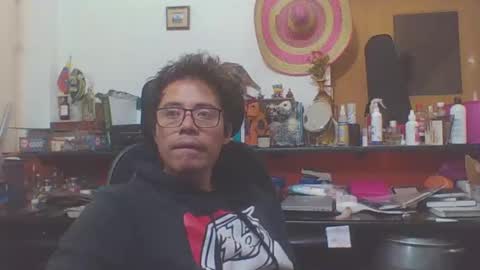 Snapshot of galen_0 chatting on February 5, 8:00 am galen_0 online show from February 5, 8:00 am