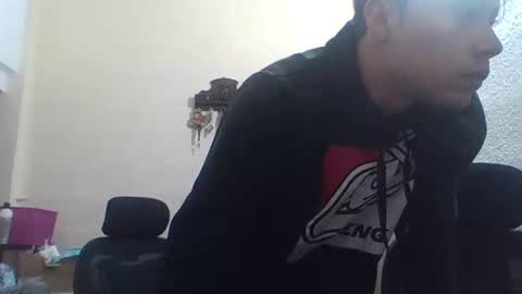 Snapshot of galen_0 chatting on February 20, 5:55 am galen_0 online show from February 20, 5:55 am